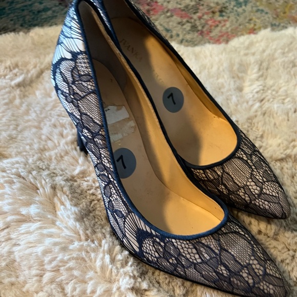 Ivanka Trump Shoes - Ivanka trump lace heels